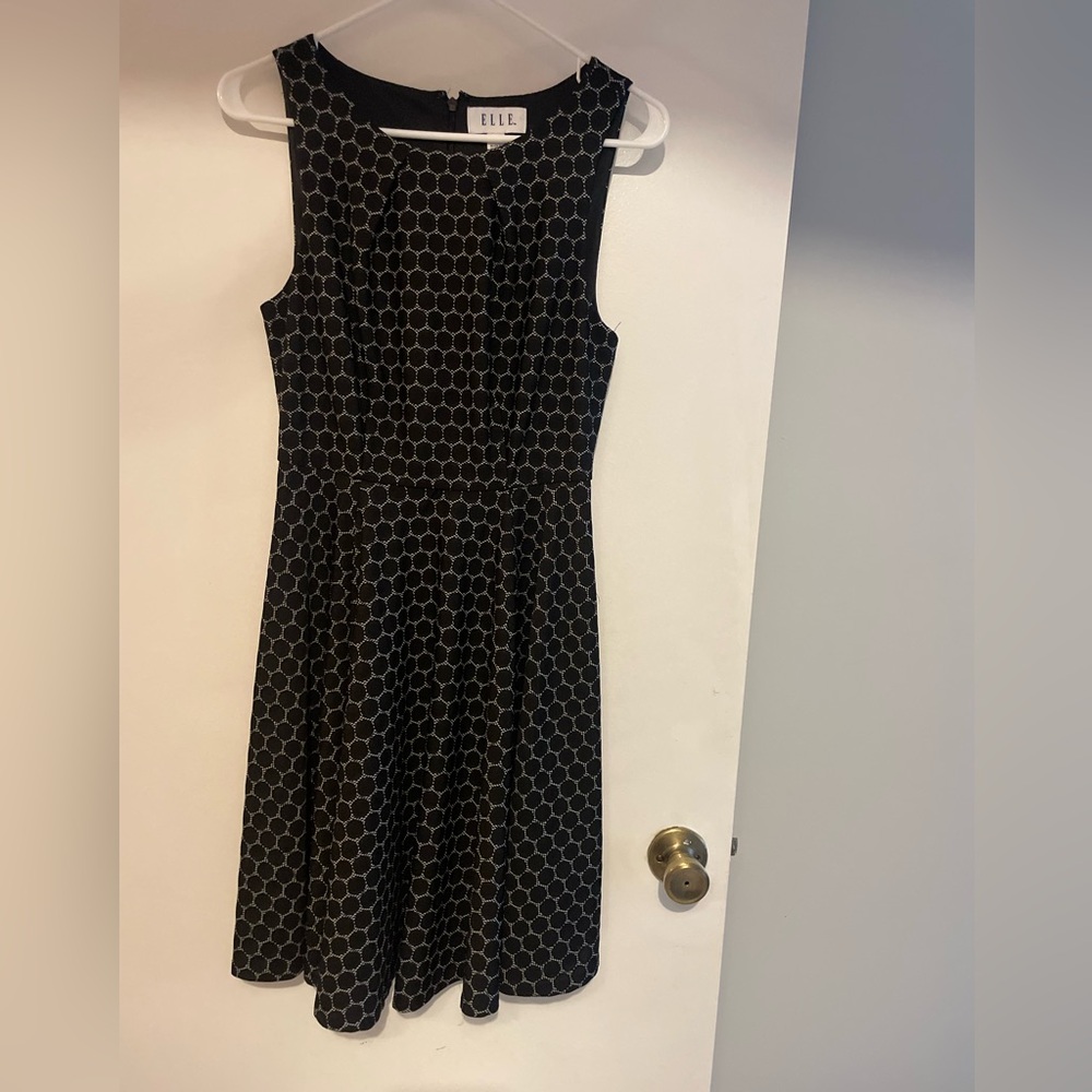 LBD Little black dress - Elle - Midi dress - Size: XS